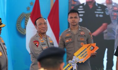 Dukung Asta Cita Presiden Prabowo sebagai Prioritas Nasional, Polri Serahkan 378 Unit Perumahan bagi PNPP dan Masyarakat di Sultra